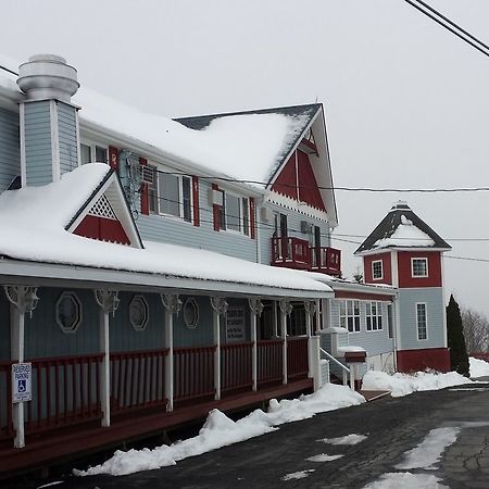 Captain'S Inn Point Lookout Durham 外观 照片